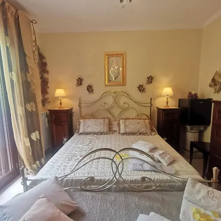 Queen's Luxurious House Галлиполи