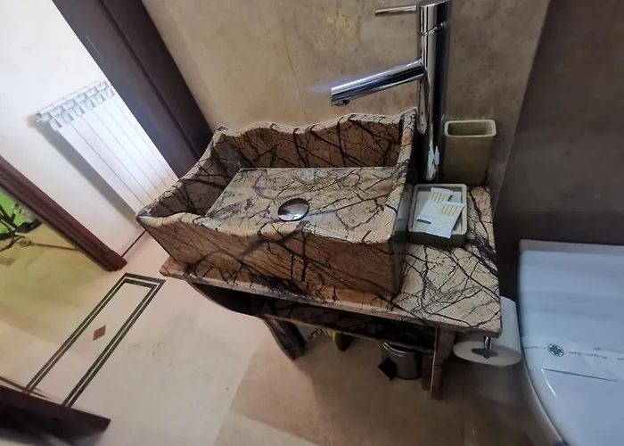 Queen's Luxurious House Gallipoli