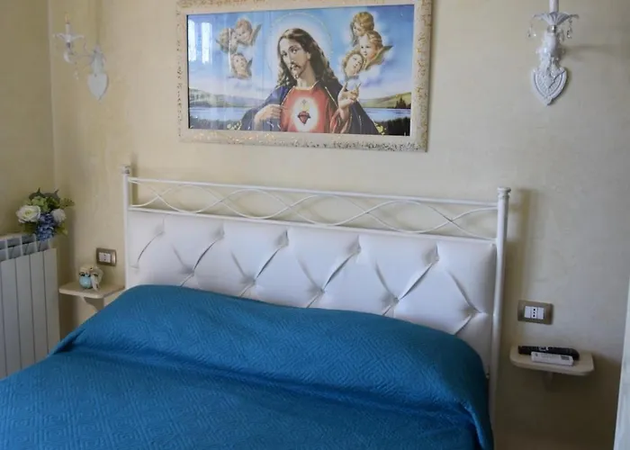 Bed & Breakfast Queen's Luxurious House 3*