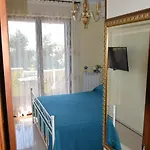 Queen's Luxurious House Bed & Breakfast Gallipoli