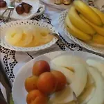 Queen's Luxurious House Bed & Breakfast 3*
