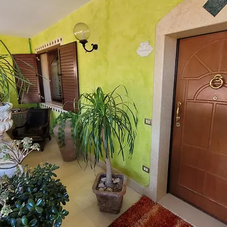 فندق مبيت وإفطار Queen's Luxurious House غالّيبولي