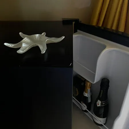 فندق مبيت وإفطار Queen's Luxurious House غالّيبولي