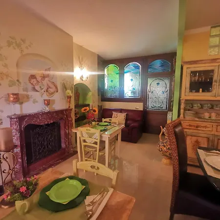 Couette-café Queen's Luxurious House 3*