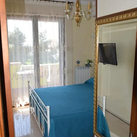 Queen's Luxurious House Bed and Breakfast Gallipoli